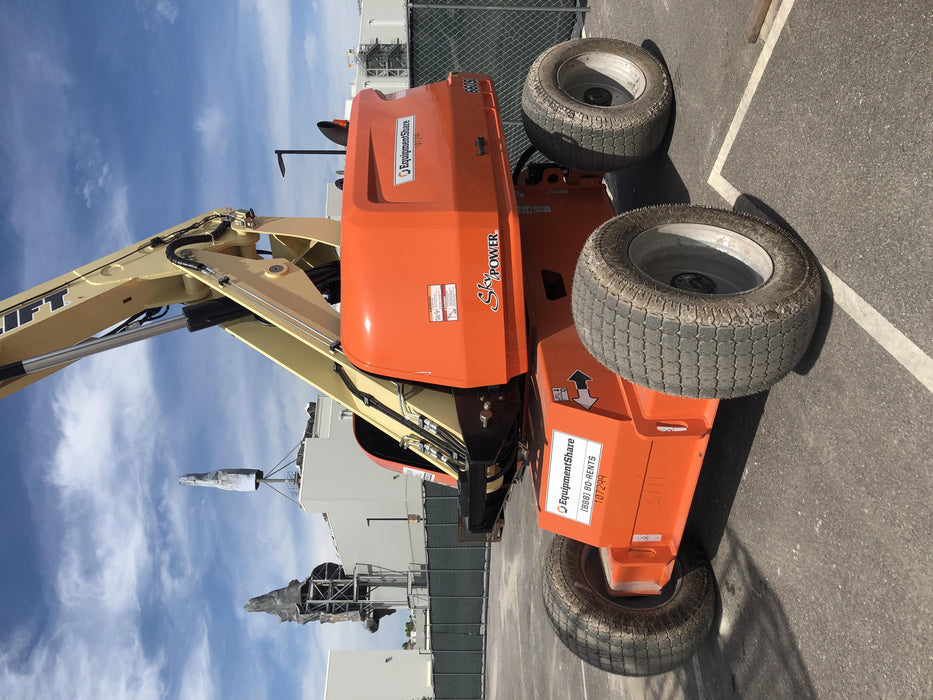 2020 JLG 660SJ