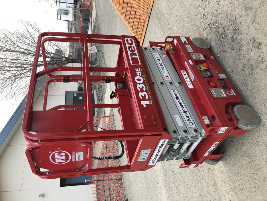 2020 MEC 1330SE Solid NM Tires, Steel Swing out Doors, LCS, Beacon, 900W Invertor