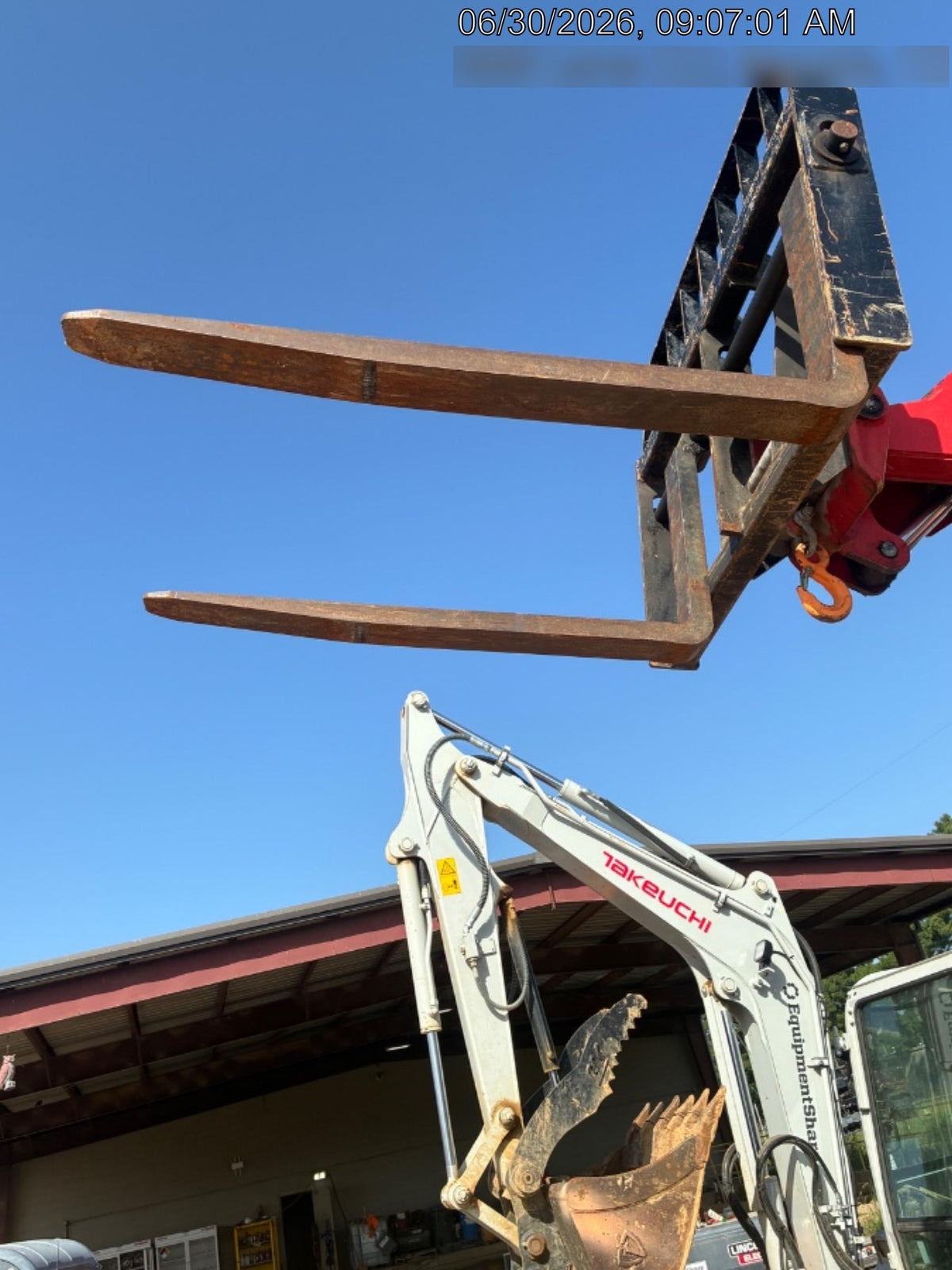 2021 MANITOU MTA5519