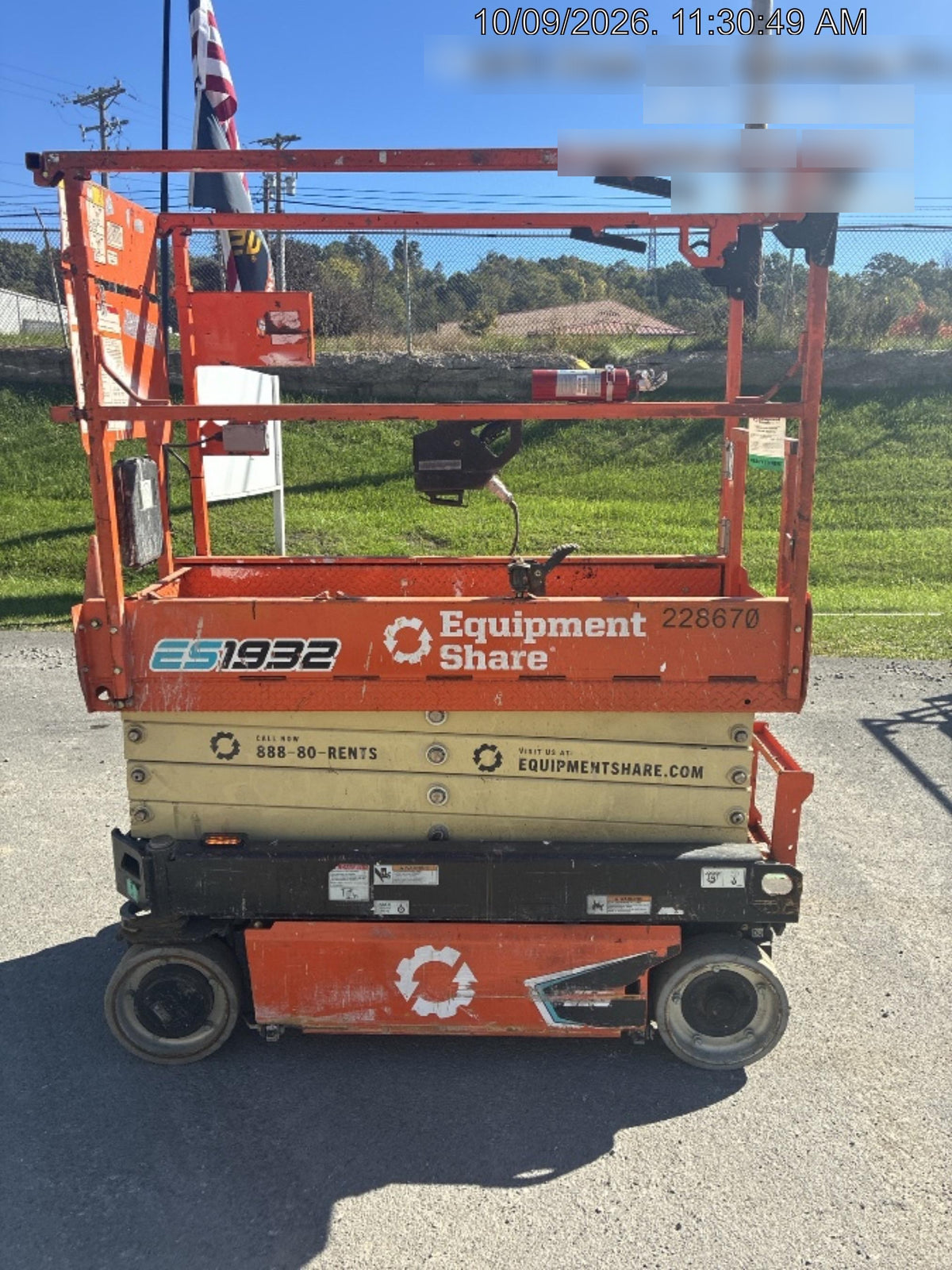 2022 JLG ES1932