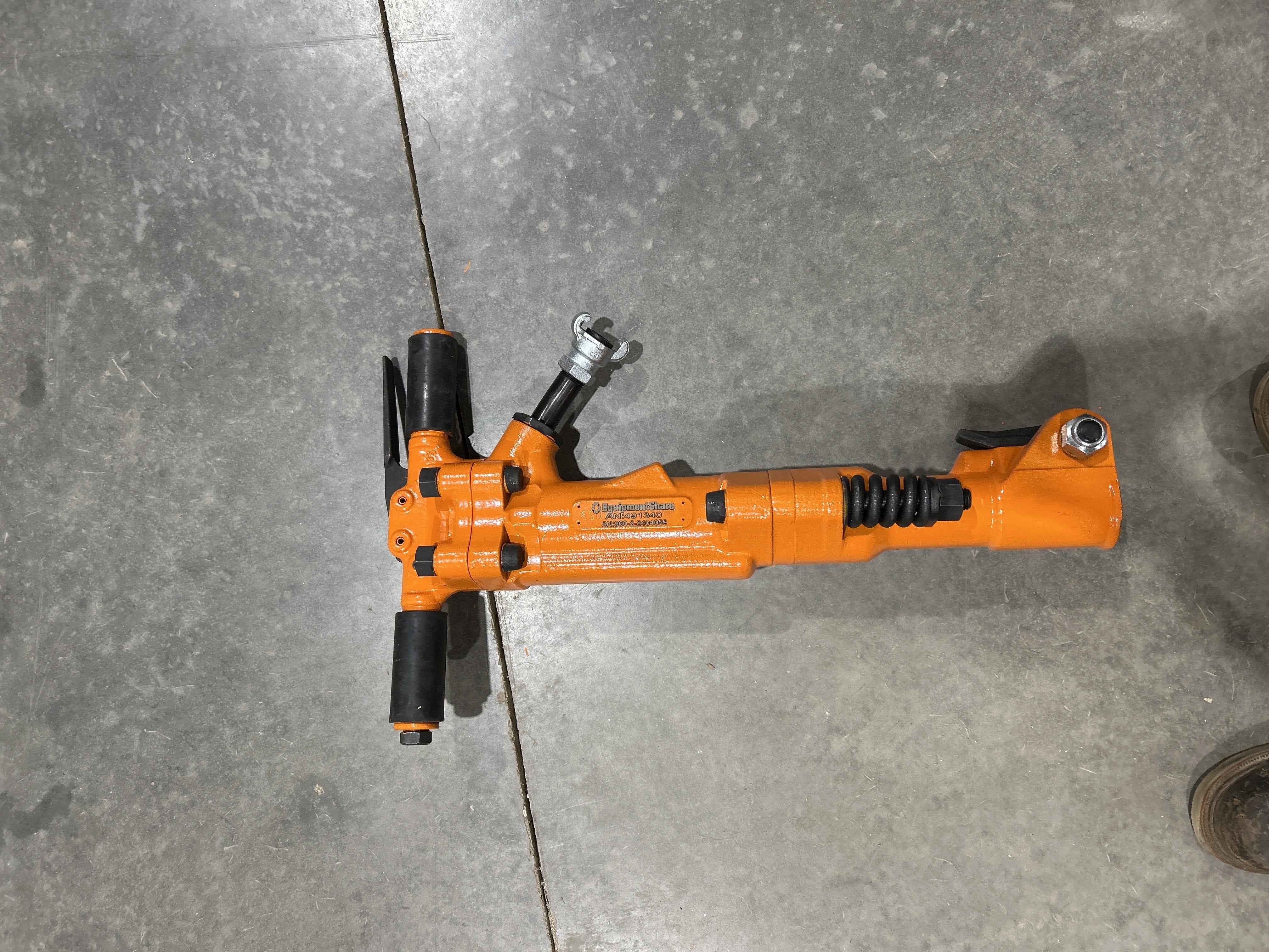2024 MICHIGAN PNEUMATIC ES-TPB60-118-TRACKER