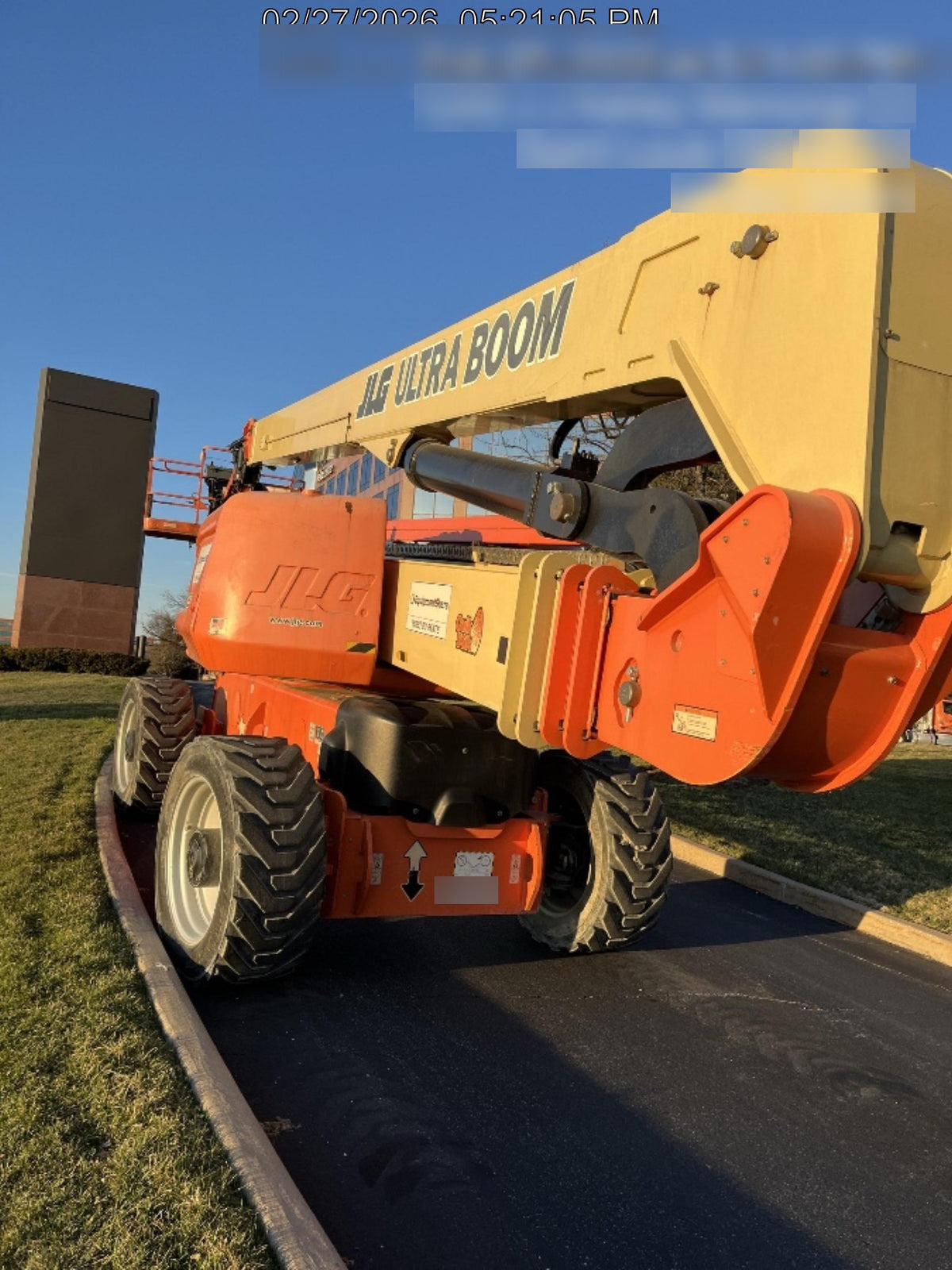 2022 JLG 860SJ