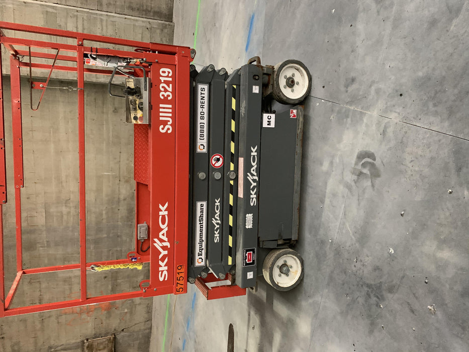 2016 Skyjack SJIII-3219 Standard Rental Specs