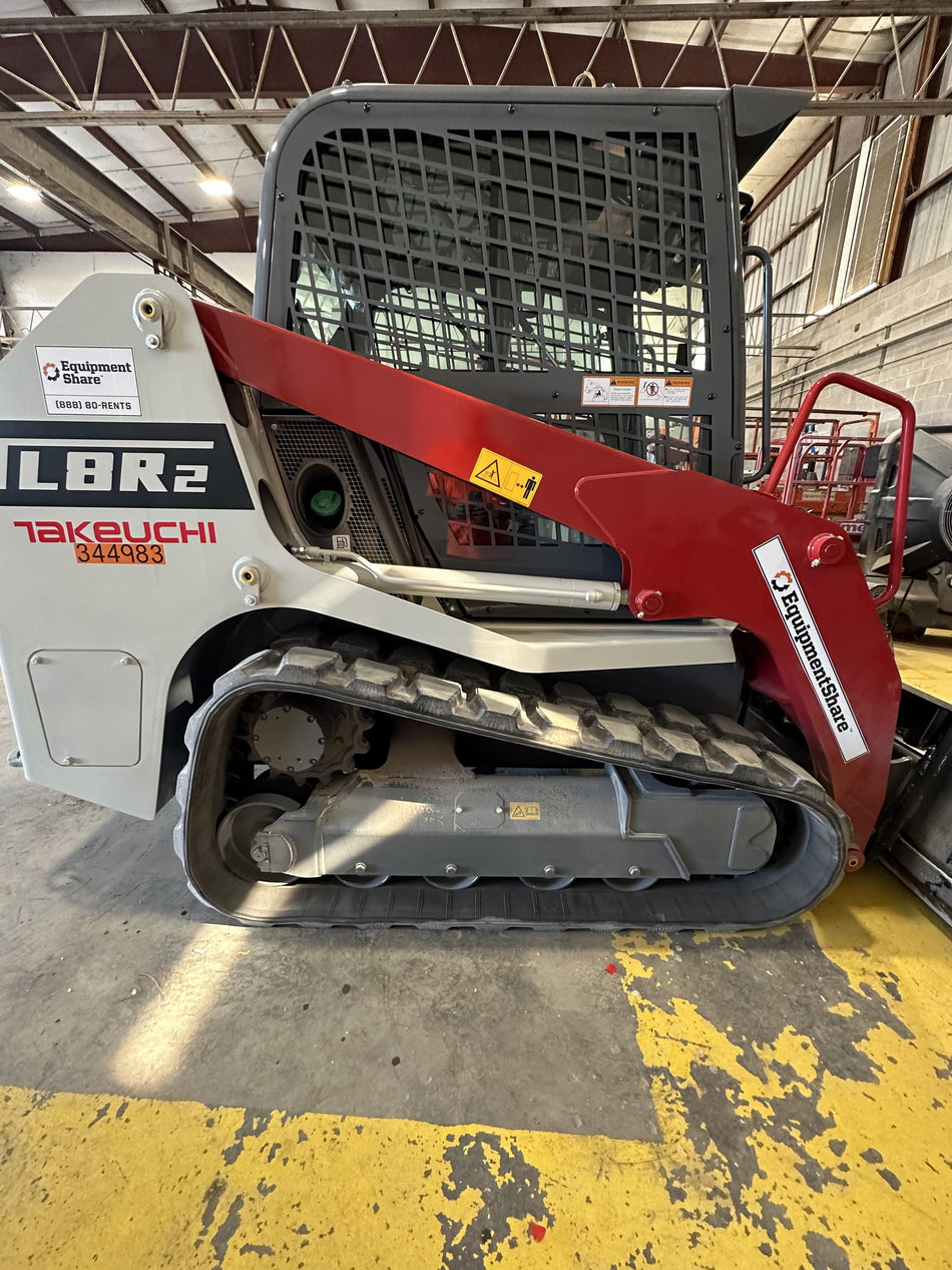 2023 TAKEUCHI TL8R2-CR