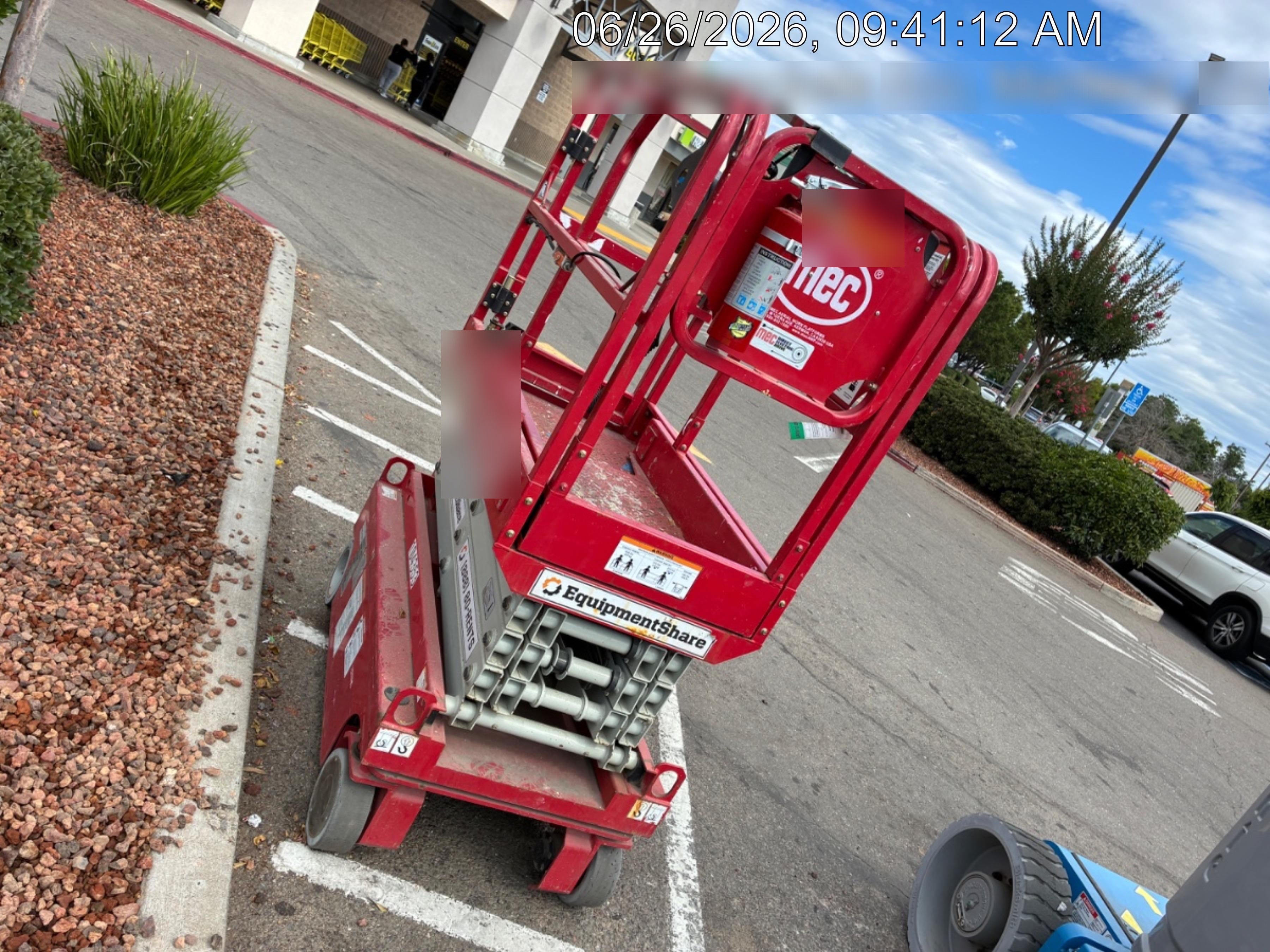 2020 MEC 1330SE Solid NM Tires, Steel Swing out Doors, LCS, Beacon, 900W Inverter