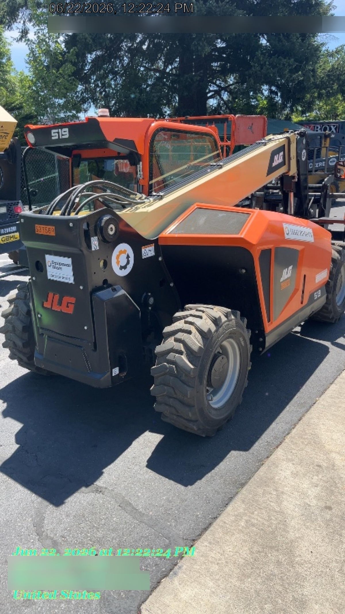 2025 JLG 519