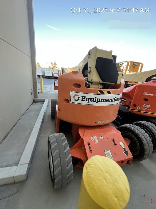 2019 JLG E450AJ