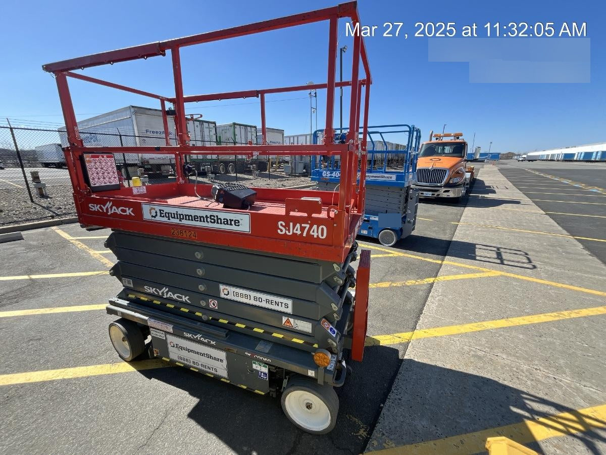 2022 SKYJACK SJ4740