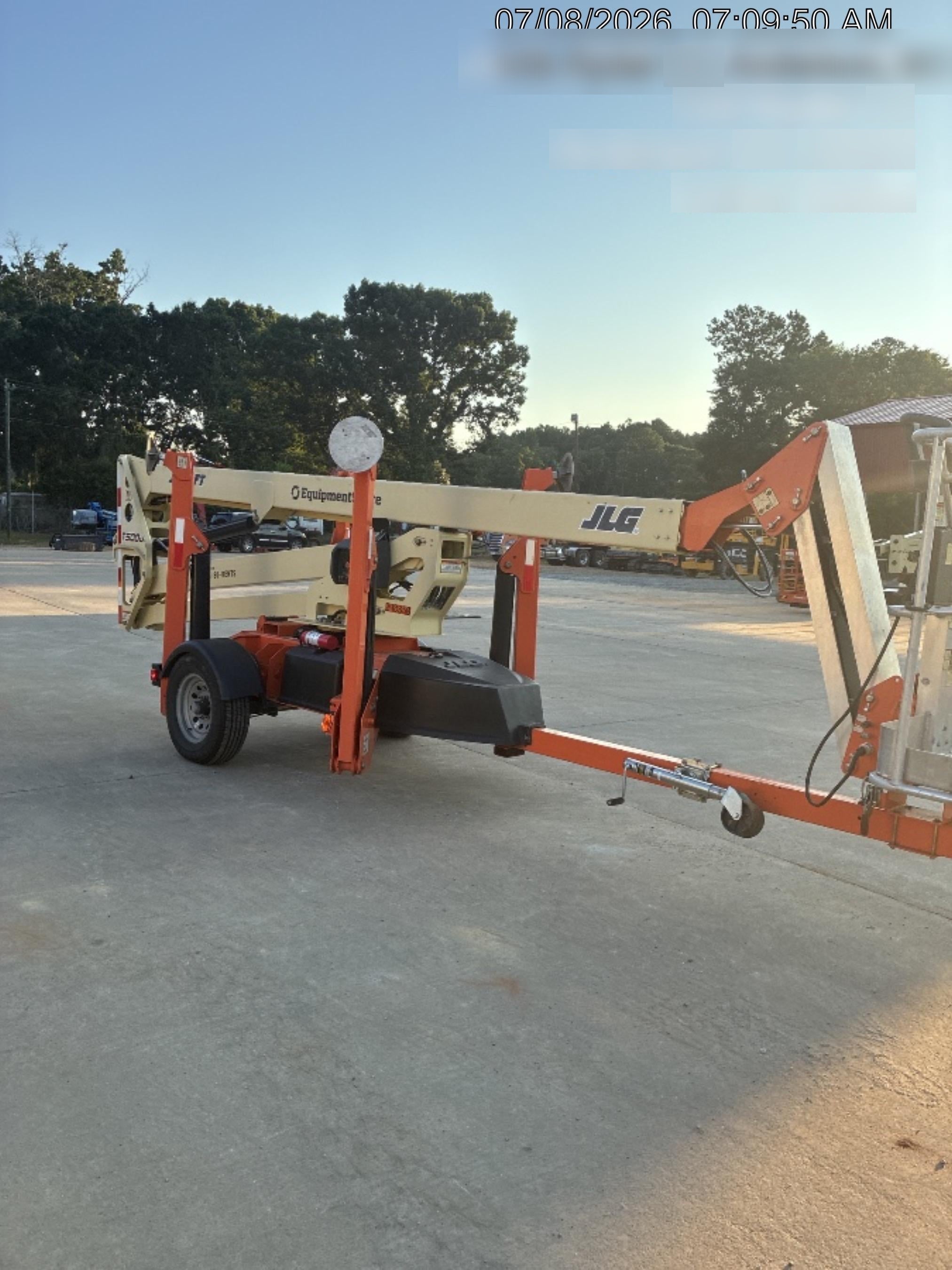 2023 JLG T500J