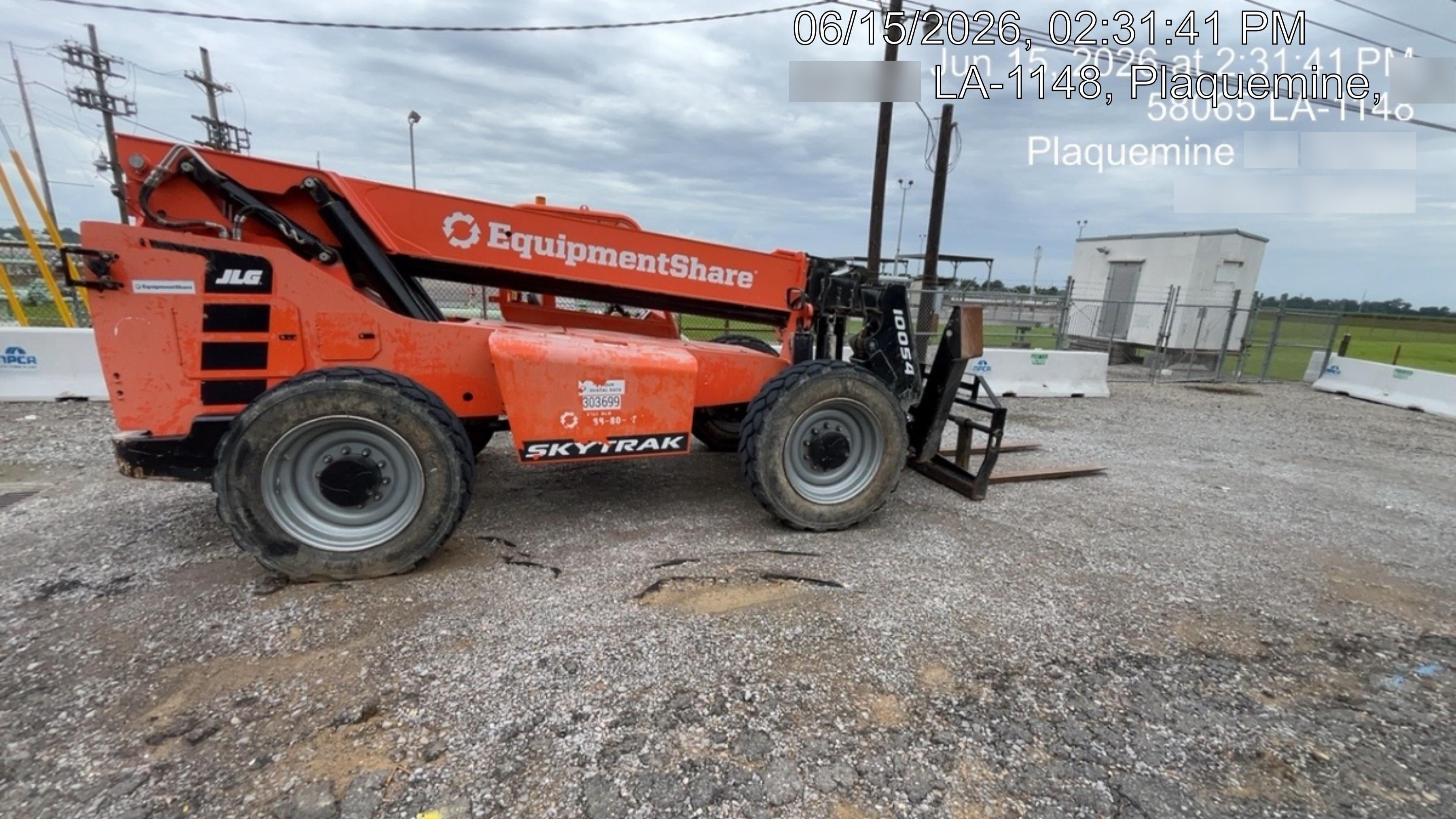 2023 SKYTRAK 10054