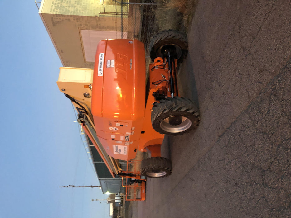 2019 JLG 860SJ