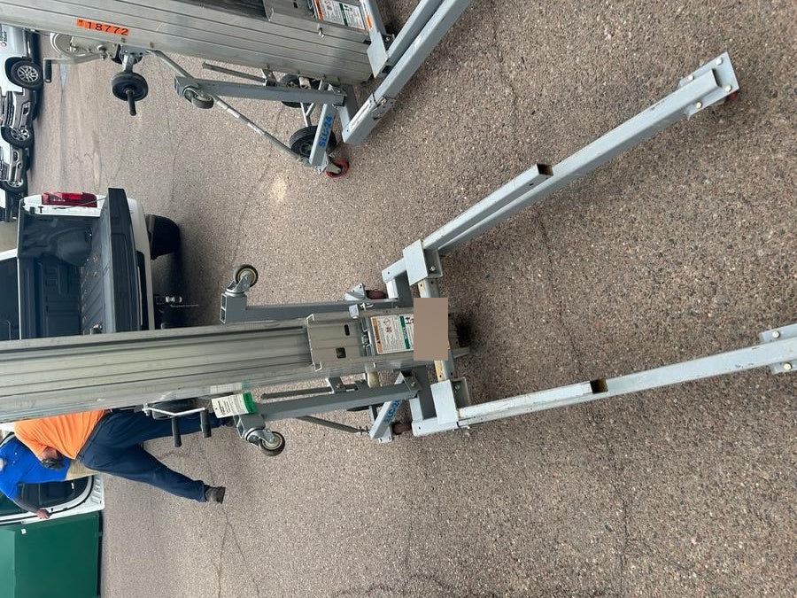 2020 GENIE SLC-24