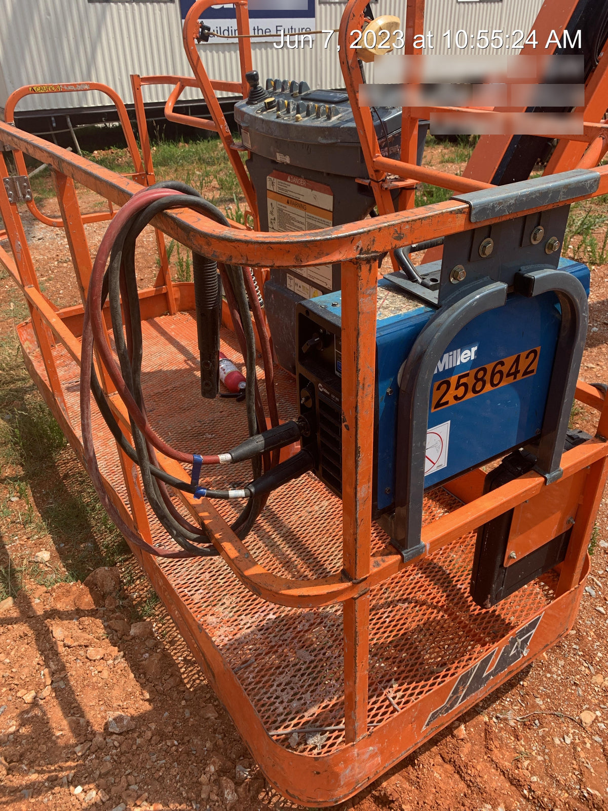 2022 MILLER ELECTRIC CST-282