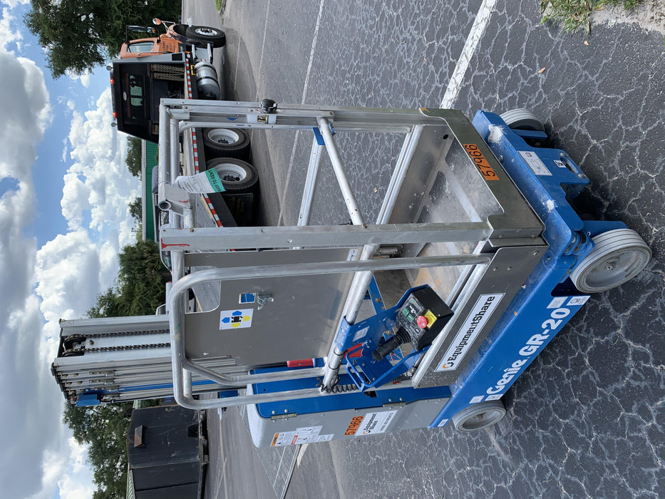 2019 GENIE GR-20