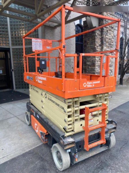 2022 JLG ES3246