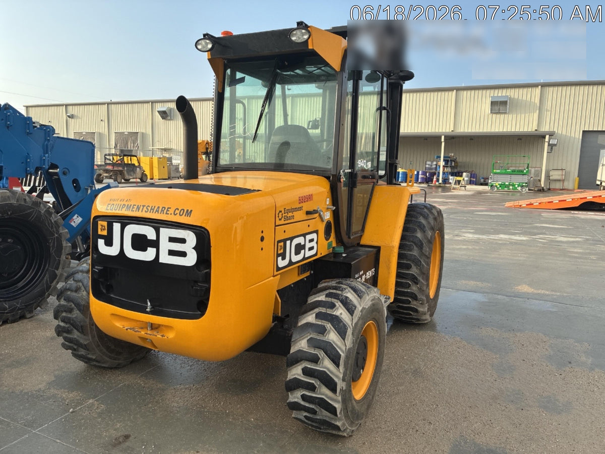 2025 JCB 940-4