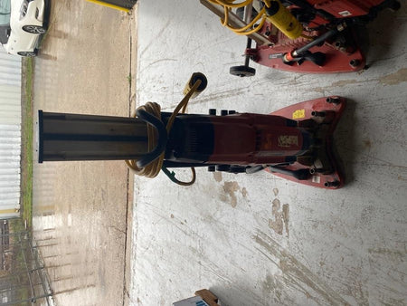 2022 HILTI DD250E