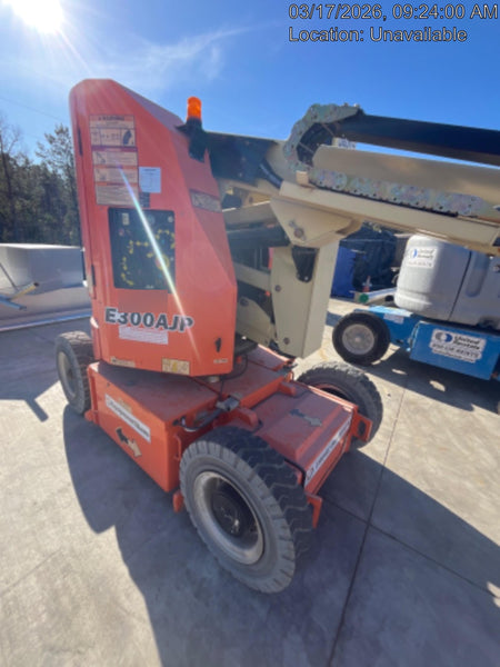 2019 JLG E300AJP