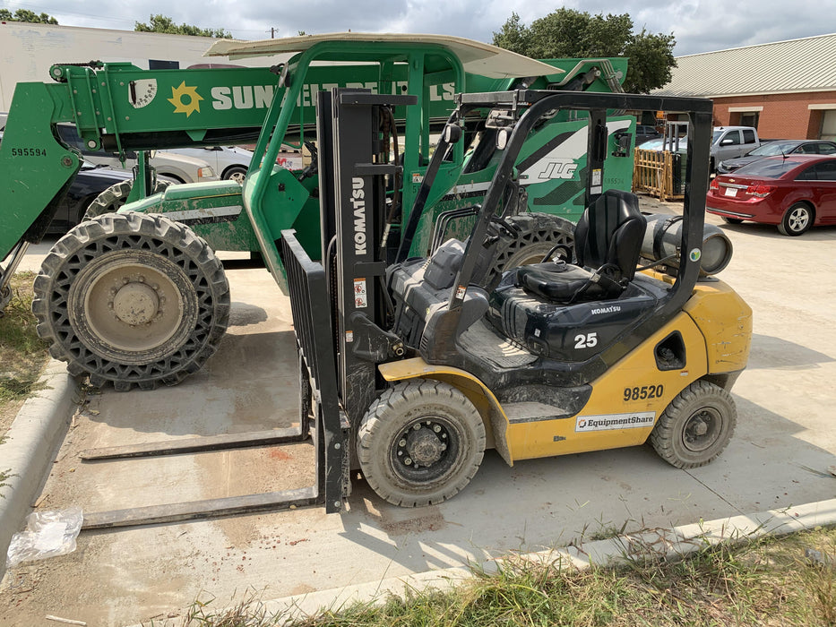 2020 KOMATSU FG25T-16