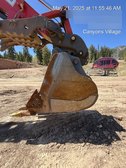 2020 DOOSAN 48" Excavator Bucket