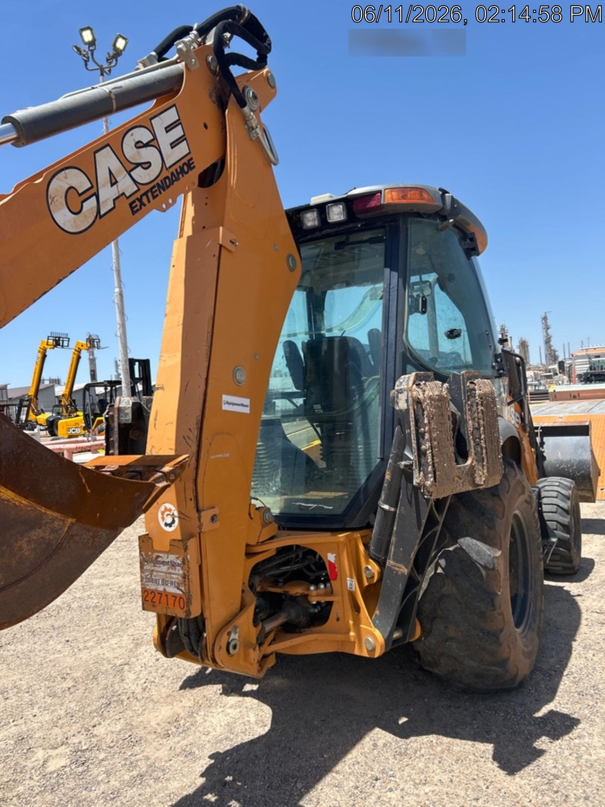 2022 CASE 580N EP - Extendable Backhoe