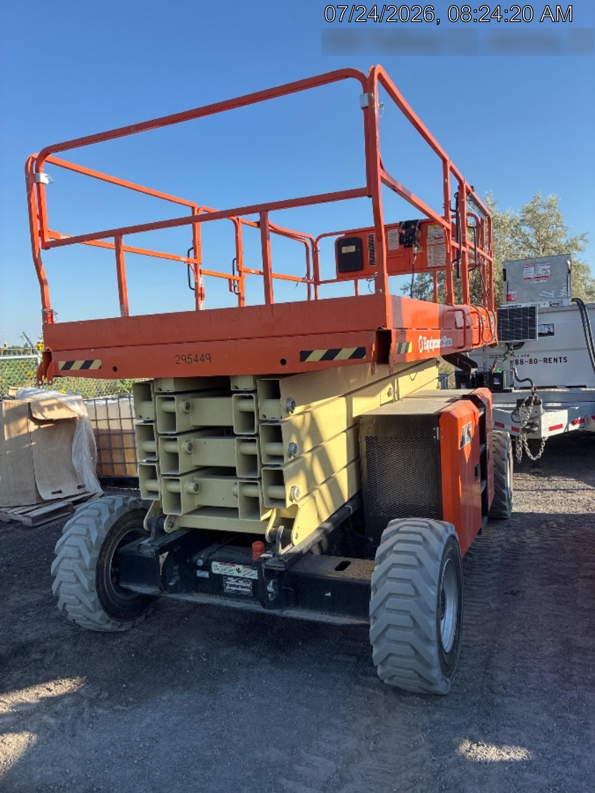 2023 JLG RT4394
