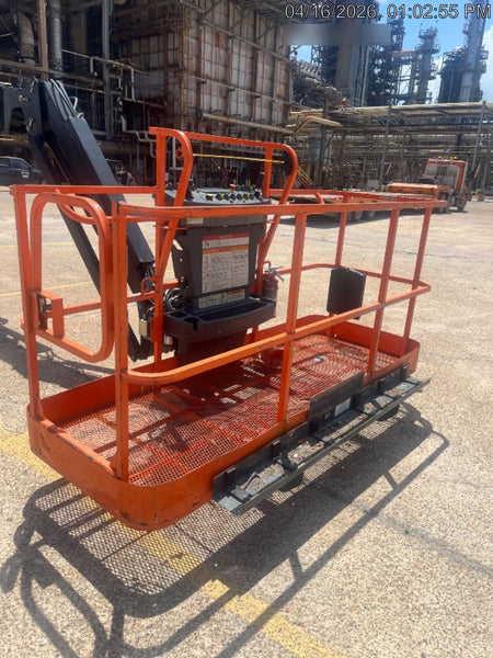 2023 JLG 860SJ