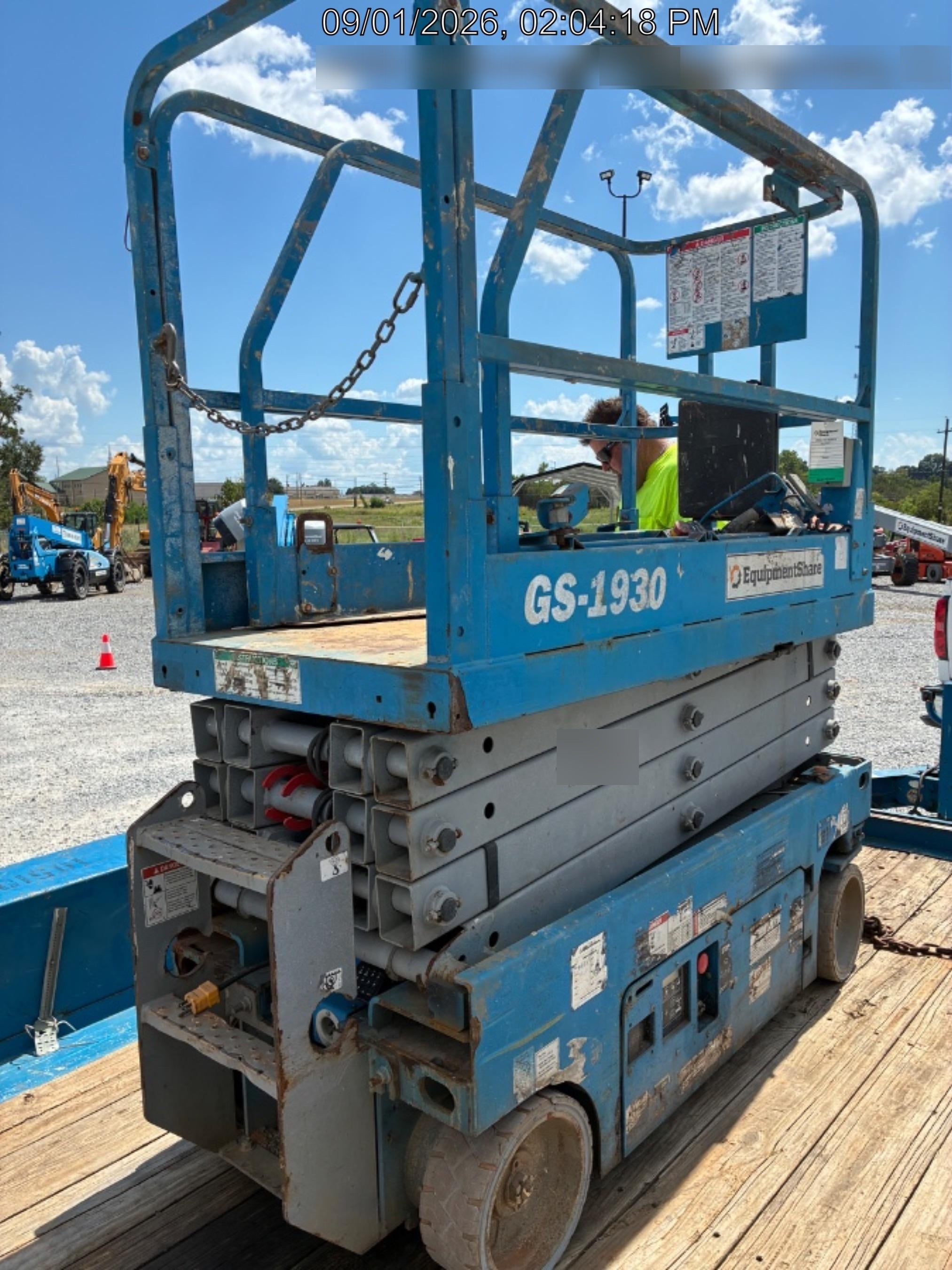 2019 Genie GS-1930 Fixed rails with chain Entry