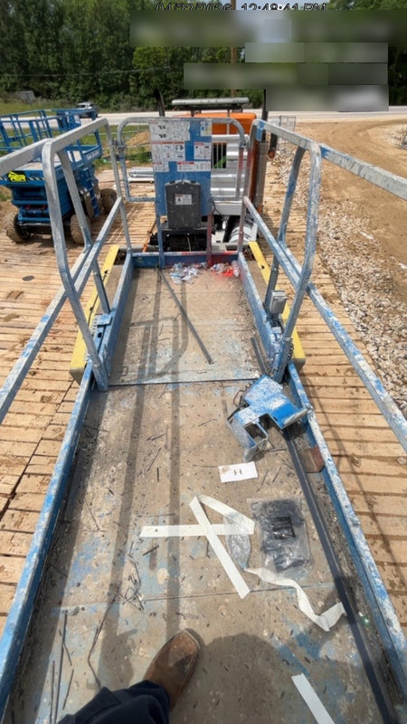 2022 GENIE GS-3246