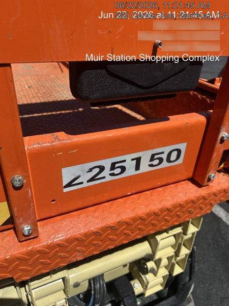 2022 JLG ES1932