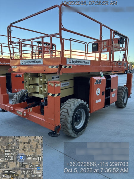 2021 JLG 330LRT