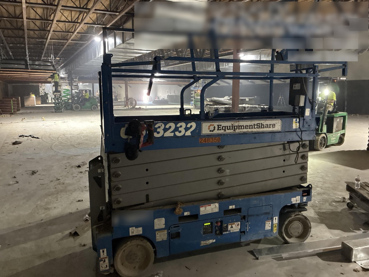 2022 GENIE GS-3232