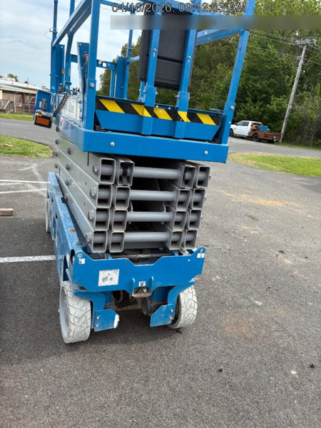 2022 GENIE GS-3232