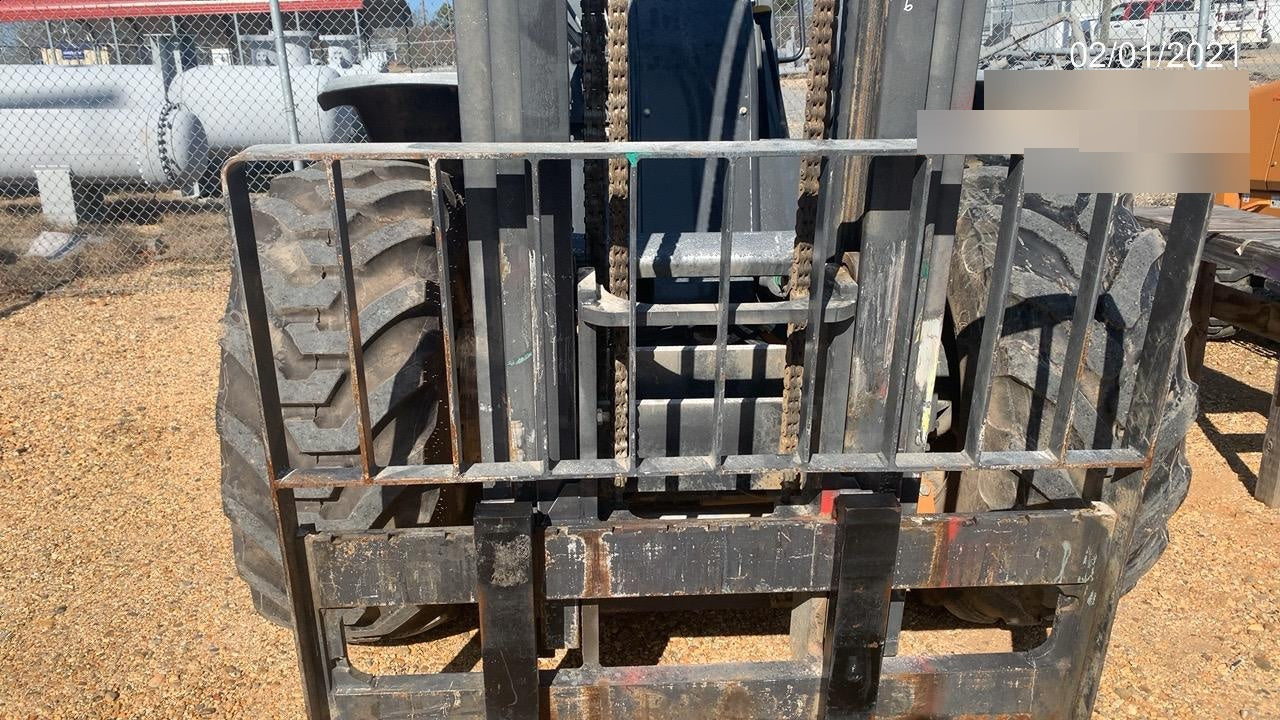 2018 CASE 588H