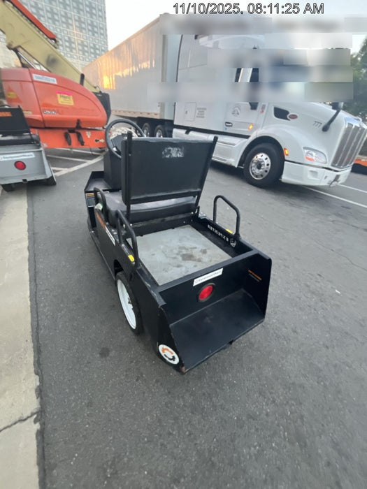 2022 COLUMBIA Expediter