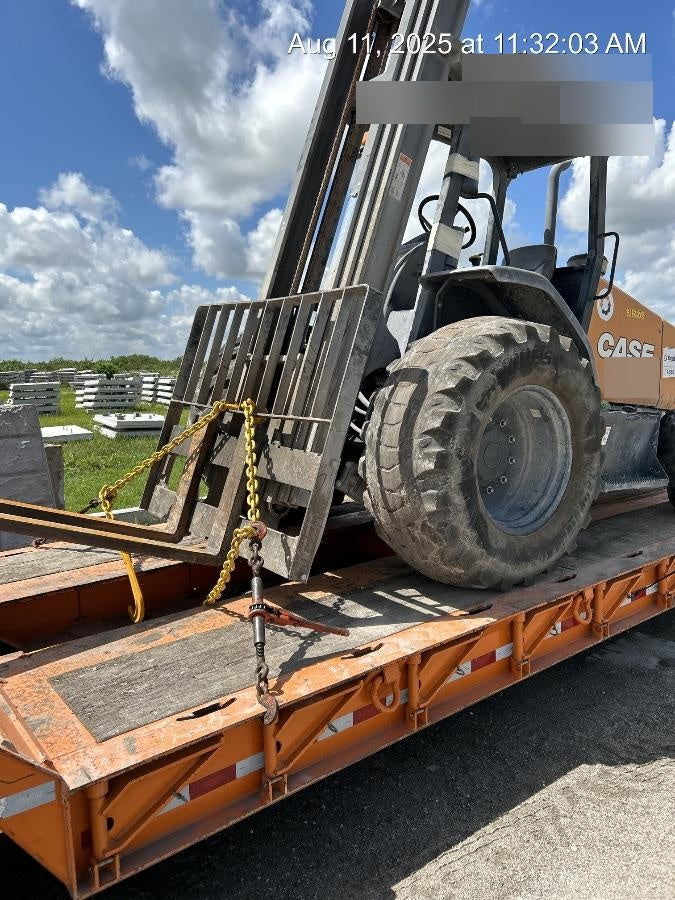 2023 CASE 588H