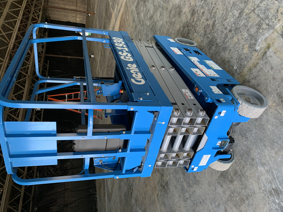 2018 Genie GS-1930 Genie GS-1930 w/Fixed Rail, Chain Entry