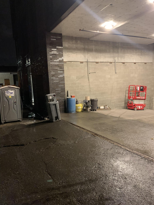 2020 MEC 1330SE Solid NM Tires, Steel Swing out Doors, LCS, Beacon, 900W Inverter