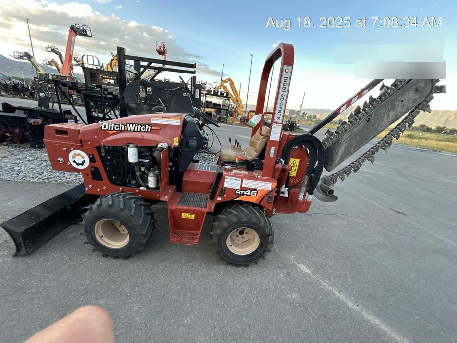 2020 DITCH WITCH RT45A
