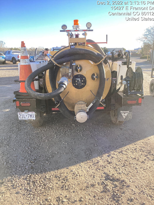 2021 VAC-TRON LP573XDT