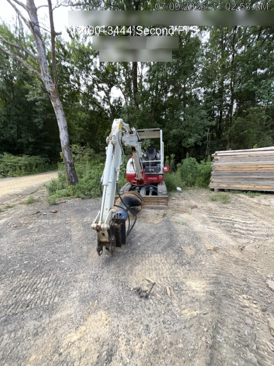 2024 TAKEUCHI TB235-2R