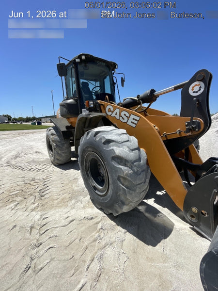 2022 CASE 821G