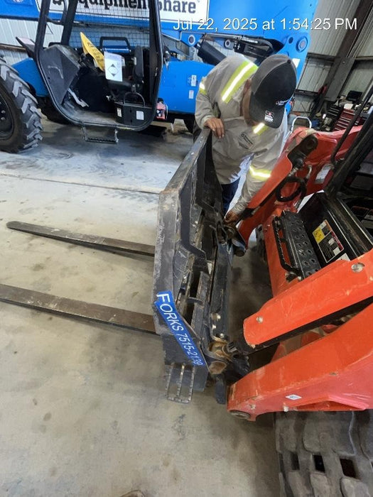 2021 PALADIN 48" Pallet Forks - Paladin