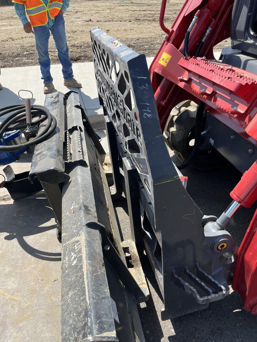 2021 PALADIN 48" Pallet Forks - Paladin