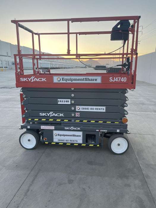 2022 SKYJACK SJ4740