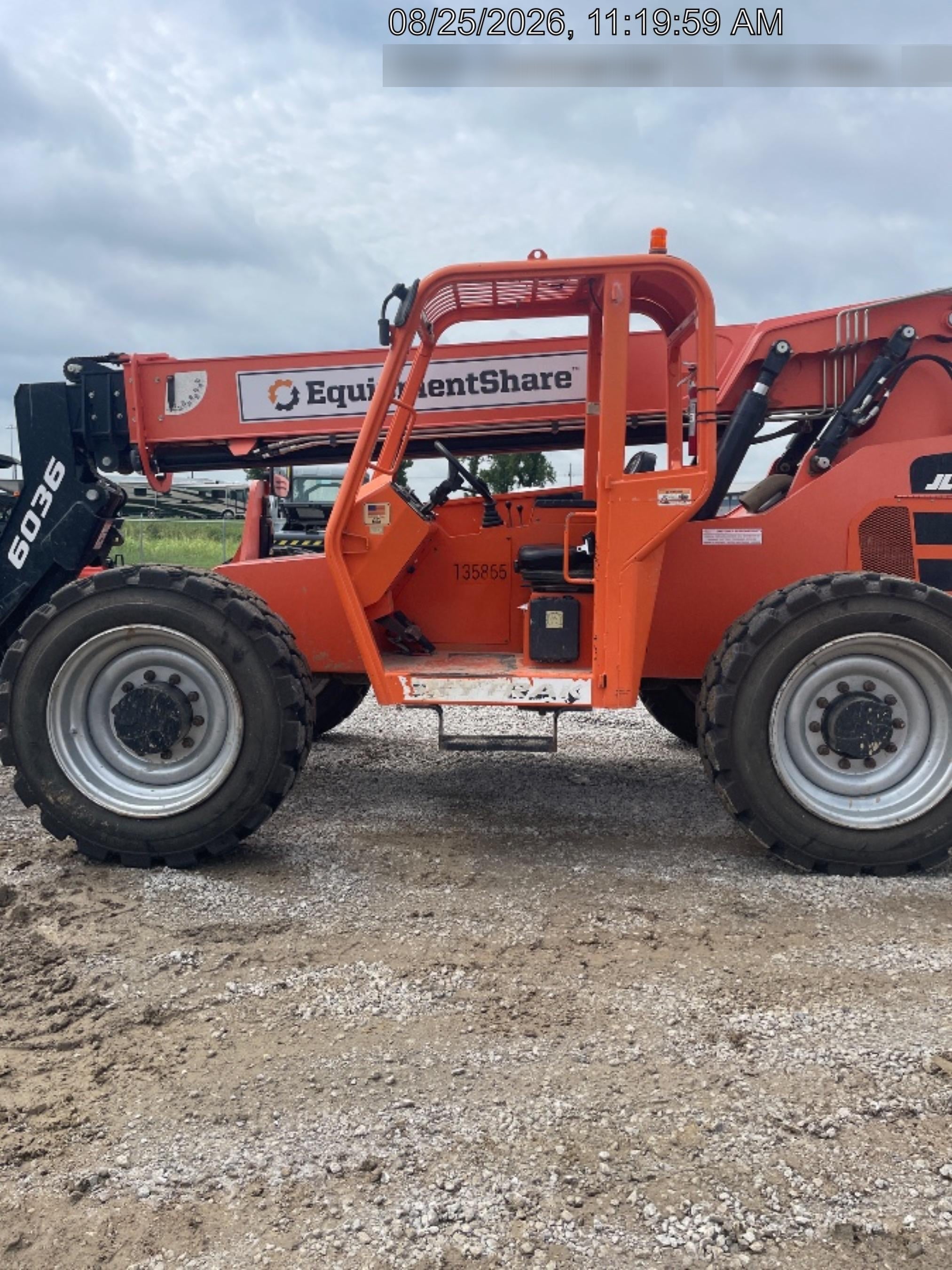 2021 JLG 6036