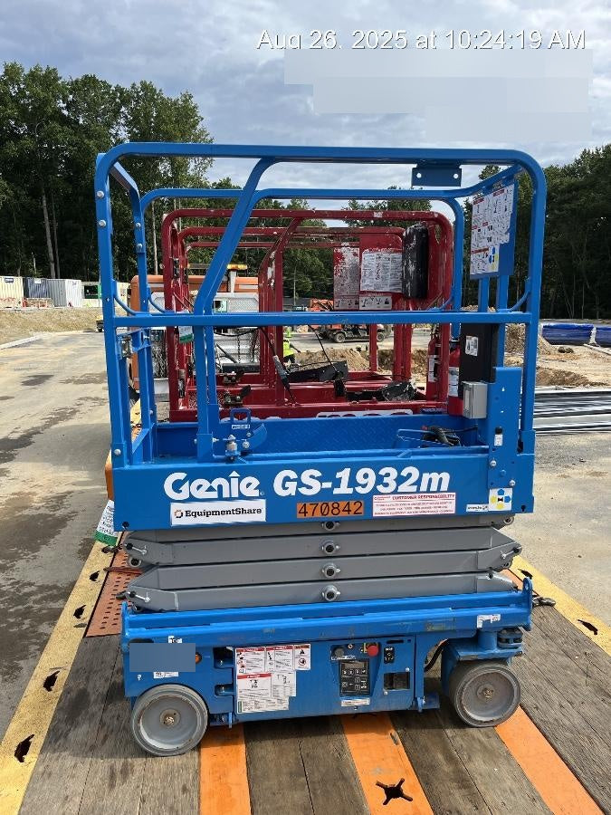 2024 GENIE GS-1932M