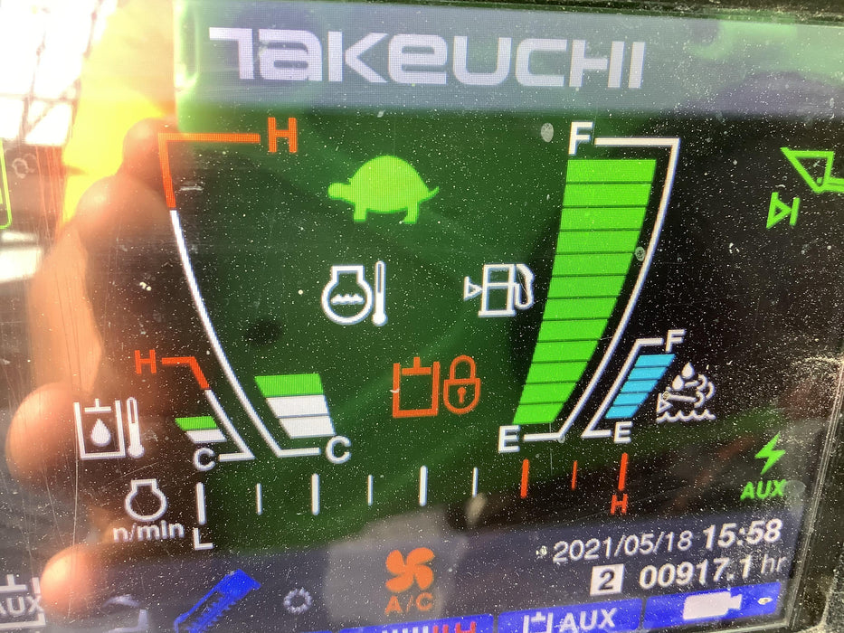 2020 TAKEUCHI TL12V2-CR