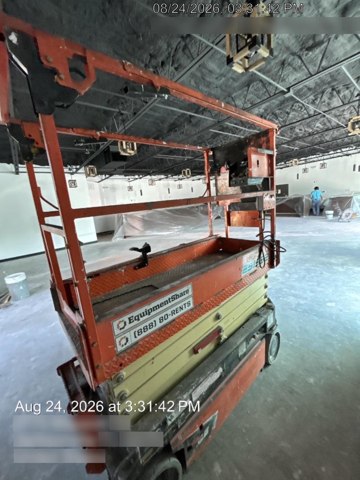 2022 JLG ES1932