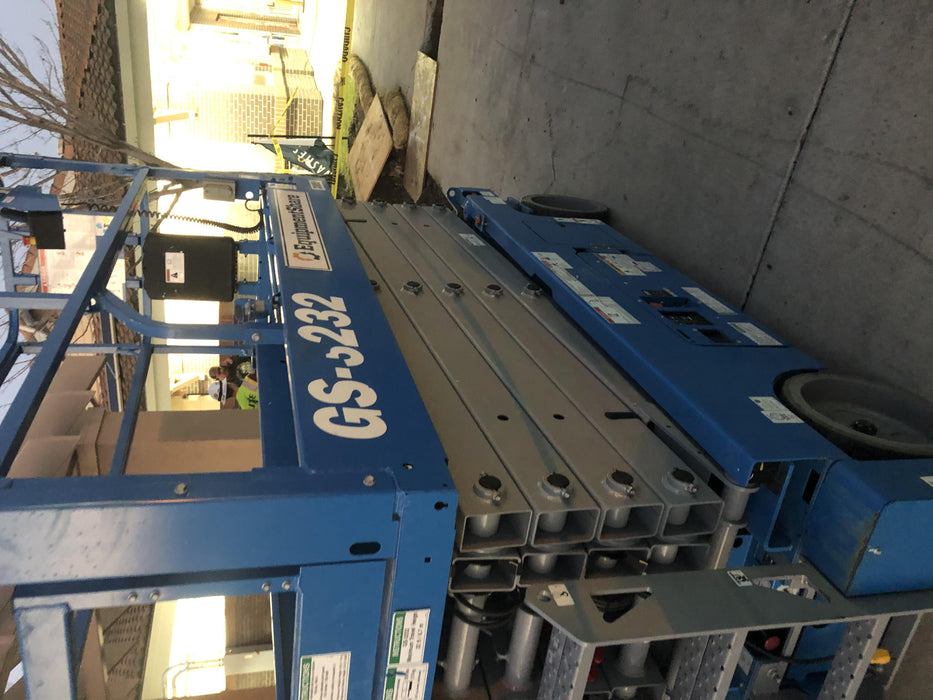 2019 Genie GS-3232 Standard Options